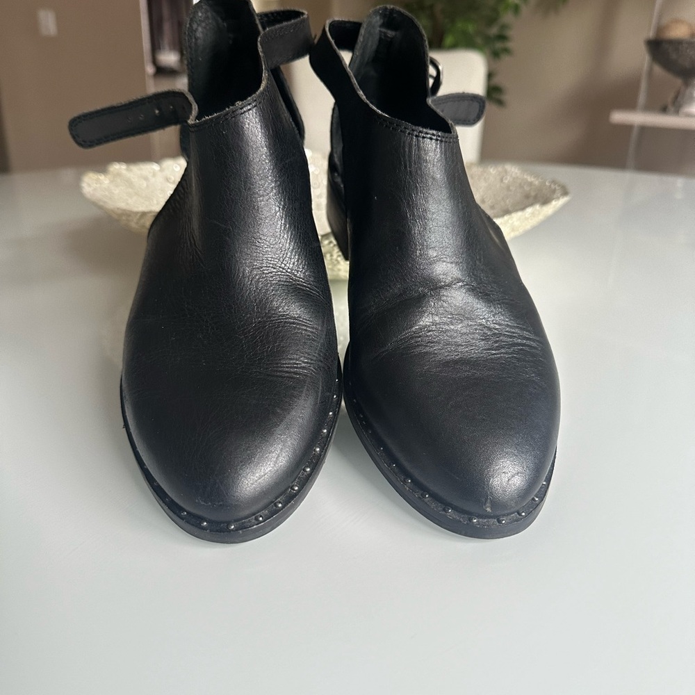 Lucky brand Black Leather Women's Shoes